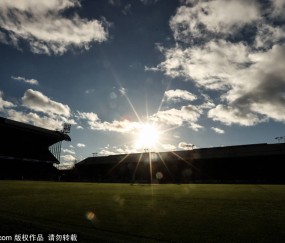 曼联迎战西汉姆联：库尼亚回归，球队士气高涨