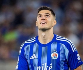 中超再迎大牌 浙江队免签欧冠级中场 曾爆射攻破拜仁+身价200万欧