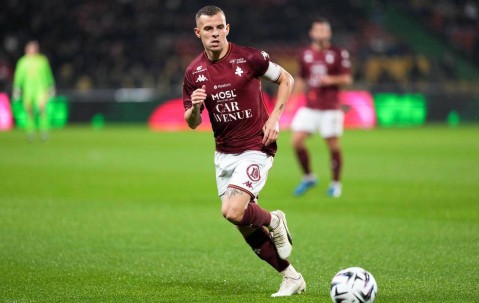 1-0,30岁隆吉耶一剑封喉，率队豪取法甲4连胜，一夜逼近前二