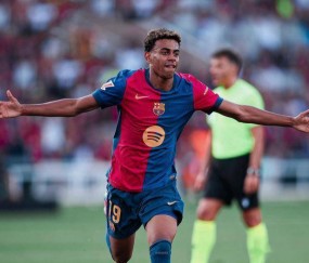 西甲积分榜，巴萨3-0，斩获3连胜，先赛4分领跑，将压力抛给皇马