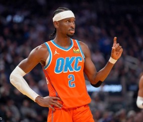 亚历山大38分杰威22分6助 雷霆轻取勇士13连胜