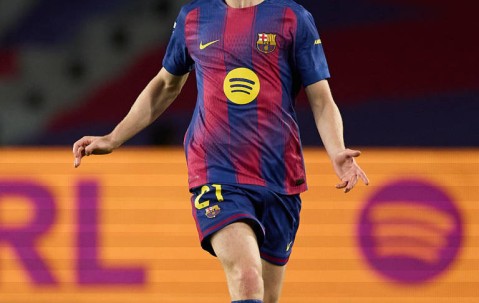 巴萨球迷涌入斯坦福桥，欧冠晋级战一触即发