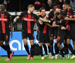 德甲焦点战:RB莱比锡与勒沃库森的冬歇前对决