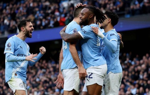 曼城2-0狼队终结四轮不胜，新援格伊首秀出色，争冠悬念回来了