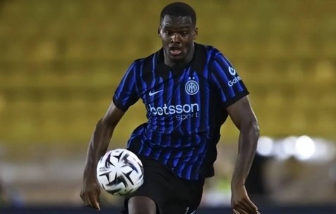 疯了！1.3亿欧转会豪赌+8轮5胜，阿森纳真能终结19年冠军荒？