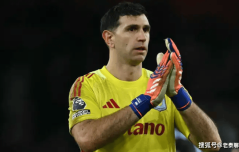 维拉面临保住一号门将的争夺战；埃弗顿前锋格拉利什因脚部骨折长期缺阵