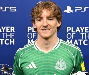 曝曼联考察两英超飞翼,纽卡国脚及狼队小妖!若进欧冠夏窗买5人