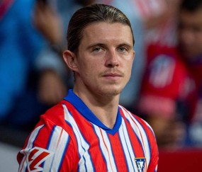 多特3800万标王10场0球0助!竟嫌弃曼联没欧冠:谁给他的勇气?