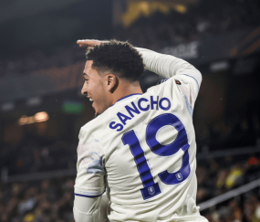 23场1球1助攻！身价暴跌1.1亿欧，维拉拒绝买断桑乔，曼联太亏了