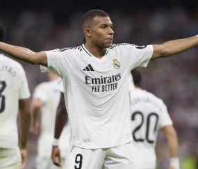 欧冠巅峰对决：利物浦VS皇马，安菲尔德上演生死战！