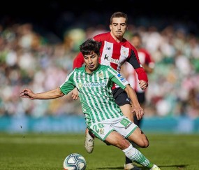 皇家贝蒂斯近8场保持不败,主场强势挑战巴塞罗那能否稳固榜首?