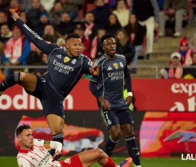 足坛悲喜一夜！皇马1-2被绝杀，马竞4-2反弹，欧冠冠军3-0大胜登顶