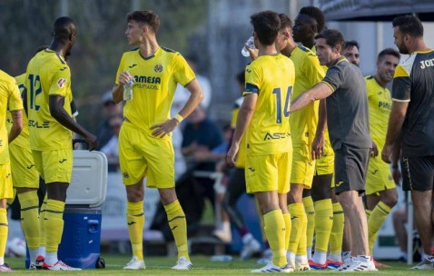 欧冠生死局：比利亚雷亚尔主场硬撼曼城，西甲韧性VS英超霸权谁主沉浮？