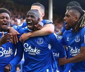 英超意甲西甲联赛深度预测:埃弗顿赫罗纳稳操胜券,维罗纳乌迪内斯悬念重重