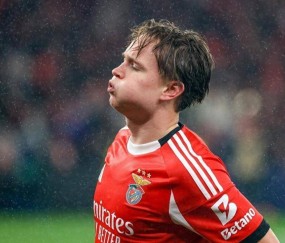 0-0惊天冷门!76%控球率仍不胜,62岁穆帅率队遭第17逼平,落后榜首9分