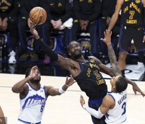 湖人打算和艾顿分手？想和东契奇搭档内线排长龙