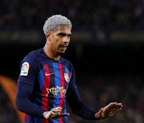 国米与巴萨铁闸互换提上日程,英超门将或加盟,布罗佐维奇或重返意甲尤文