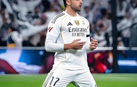 西甲！贡萨洛-加西亚戴帽，罗德里戈2助，皇马5-1贝蒂斯