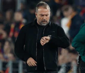 巴萨小将亚马尔被换下怒怼主帅，弗里克幽默回应引发热议！