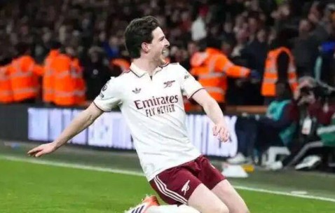 巴萨阿森纳拜仁领跑五大联赛，但真正酝酿大招的，竟是排名第二的这支劲旅？