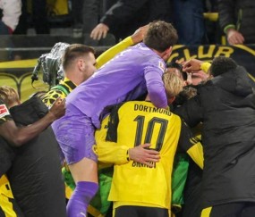 德甲最新积分战报:领头羊8连胜,多特绝杀,莱比锡制造惨案