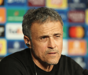 刚拿欧冠却拒绝续约!全欧前三主帅翻脸,心系巴萨,曼联欲截胡