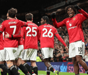 1-0险胜！曼联终结两场不胜，积分追平利物浦，升到第5名