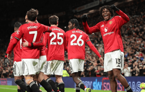 1-0险胜！曼联终结两场不胜，积分追平利物浦，升到第5名