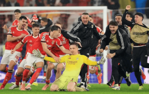 皇马2-4，掉落附加赛！错怪了阿隆索，穆帅骑脸庆祝太扎心