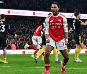 2-3曼联＋近期3轮不败仅得2分＋暂列榜首＋领先优势仅剩4分！