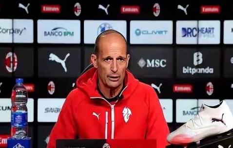 3000万锁定谢什科前队友？曼联捡漏德甲传中王，左路荒终要破局？