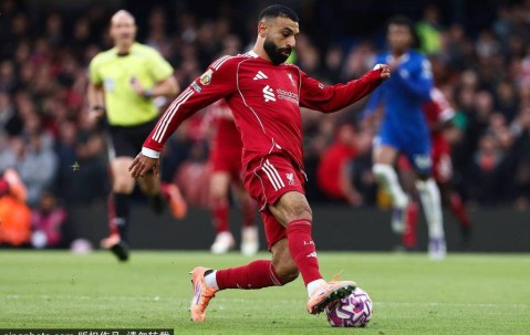 英媒：萨拉赫经纪人面见利物浦体育总监 夏窗再离队？