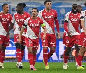 时隔21年再度登顶,朗斯领跑法甲积分榜