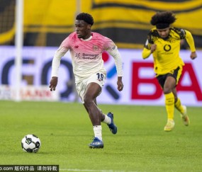 施洛特贝克转会动态：利物浦放弃追逐，德甲后卫未来何去何从？