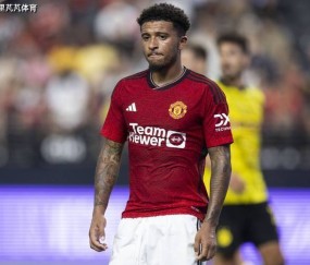 被换上后又被换下:8500万先生又要被“放弃了”,曼联实在是无语