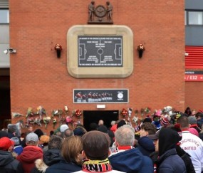 3人缺席！卡里克遇上老东家，曼联三年不胜，弗兰克指出关键区别