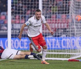 老兵不死！38岁瓦尔迪14分钟2球：率队掀翻意甲第6 9场4球创纪录