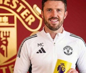 卡里克首获英超月度最佳，魔咒已提前发生！重用曼联一人可破咒