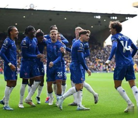 世俱杯冠军连胜！巴萨5-0夺甘伯杯，多特1-2负尤文