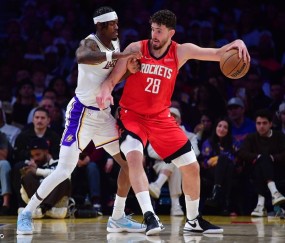 圣诞大战-杜兰特25分詹姆斯18分 火箭大胜湖人