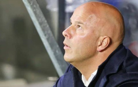 冠军班底+天价引援却狂输9场，接连破糟糕记录，利物浦怎么了？