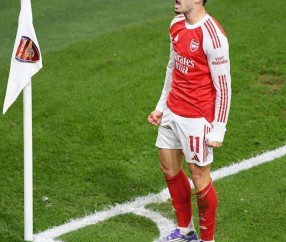 马丁内利超神带不动马杜埃凯，点球大战9-8水晶宫，阿森纳4线争冠