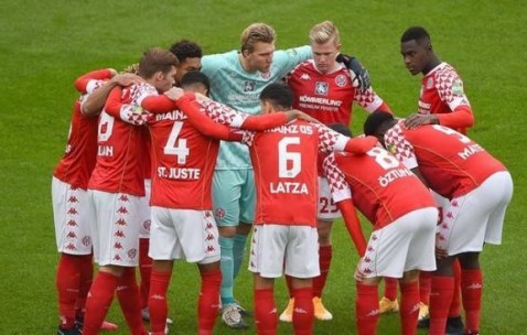 德甲前瞻：美因茨 VS 门兴格拉德巴赫，深度分析比分前瞻