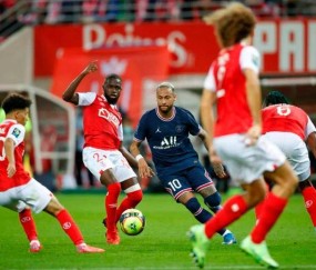 法甲榜首大战:南特VS朗斯,保级队阻击领头羊能否成功?