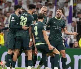 正义终将彰显!曼城逆转击败皇马成功复仇 银河战舰14人应战终难避免失利