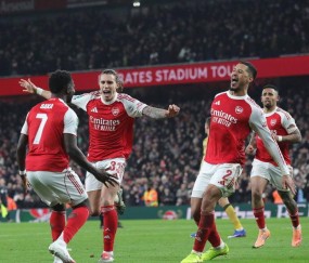 高清：阿森纳点球战9-8进联赛杯四强 球员激动庆祝