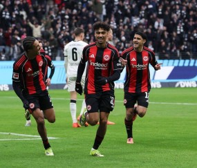 3-0,20岁法国新星闪耀德甲:2妙传,率队完胜门兴,终结9场不胜