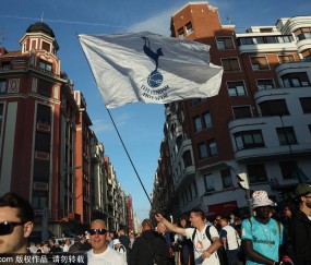 曼联为何对签下姆布莫充满信心，尽管热刺虎视眈眈！