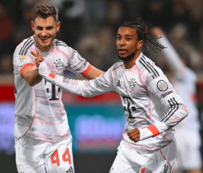 豪门悲喜夜：维拉2-1曼联豪取10连胜 巴萨2-0黄潜联赛8连胜 拜仁4-0