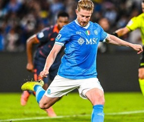 意甲领头羊易主!德布劳内点射+伤退,那不勒斯3-1国米争议声中登顶